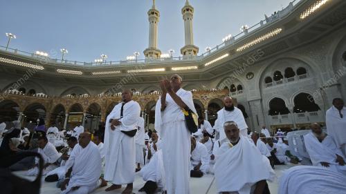JEMAAH HAJI TUNAI UMRAH