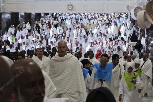 JEMAAH HAJI TUNAI UMRAH