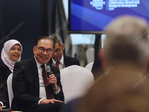 DATUK SERI ANWAR IBRAHIM