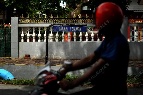 KLUSTER TENAGA LABUAN