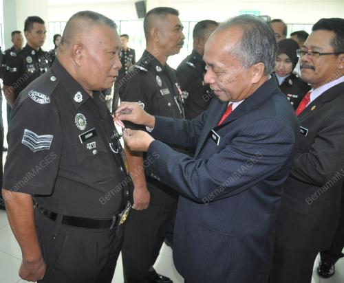 SB00_23052016_PINGAT