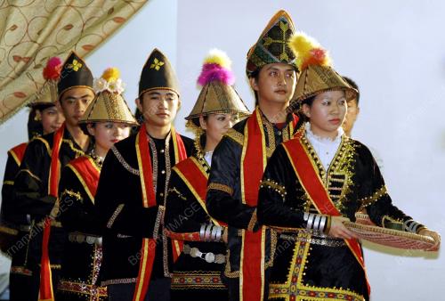 PESTA KAAMATAN