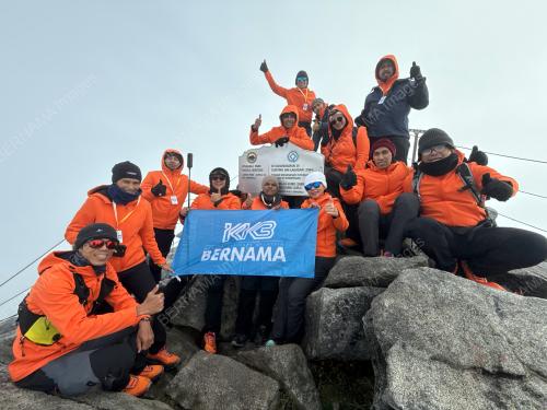 GUNUNG KINABALU