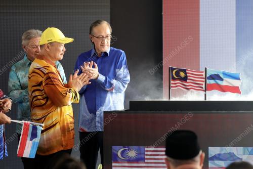 DATUK SERI HAJIJI NOOR