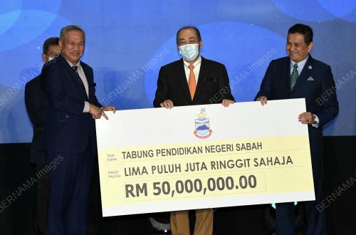 DATUK SERI HAJIJI NOOR