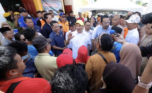 DATUK SERI HAJIJI NOOR