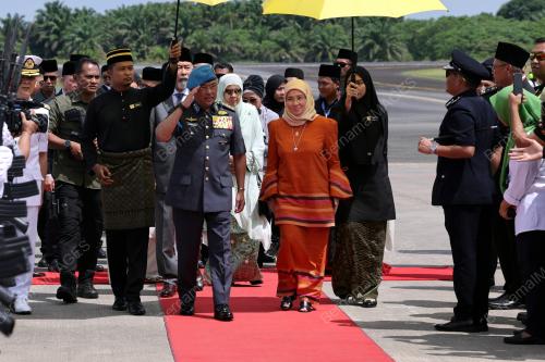 AL-SULTAN ABDULLAH RI'AYATUDDIN AL-MUSTAFA BILLAH SHAH