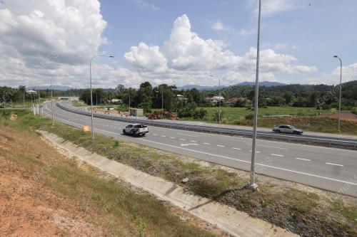 LEBUH RAYA PAN BORNEO PUTATAN-INANAM SABAH.