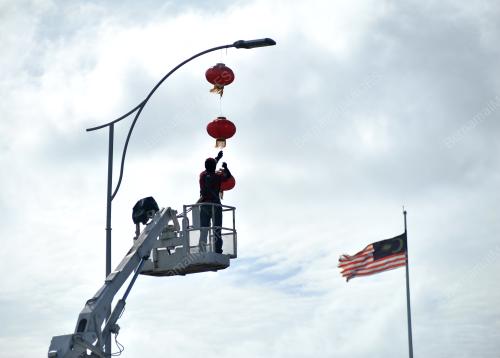 TANGLUNG TAHUN BAHARU CINA 2020
