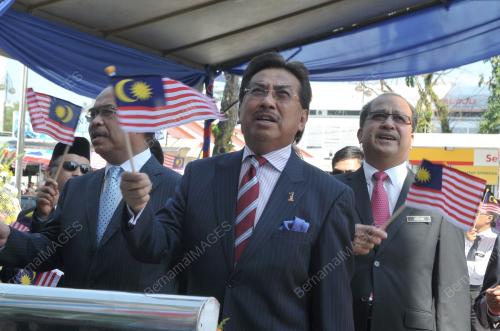 SB01_04082014_BULAN_MERDEKA