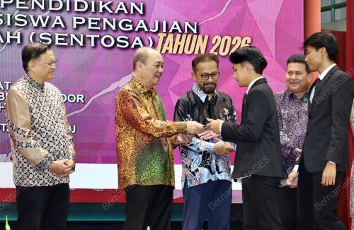 DATUK SERI HAJIJI NOOR