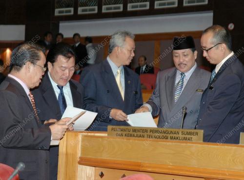 SIDANG DEWAN DUN SABAH