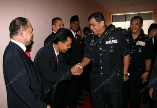 DATUK KHALID ABU BAKAR