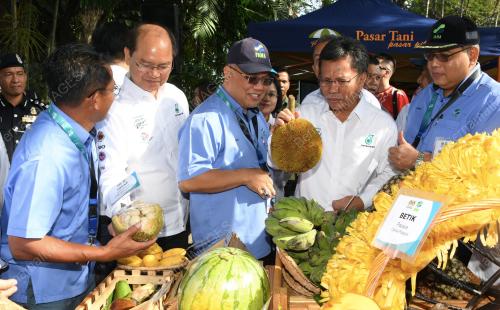 DATUK SERI MOHD SHAFIE APDAL