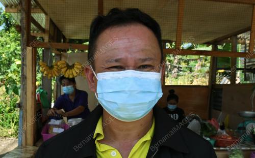 PENDUDUK KAMPUNG MAHU VAKSIN