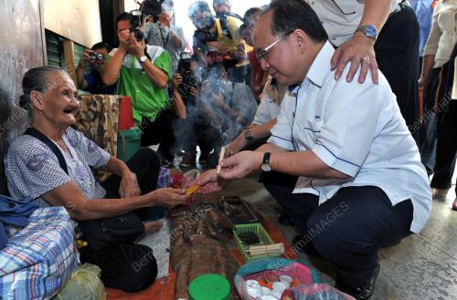 SB01_07012012_SIGUP