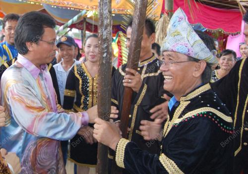 SHAFIE APDAL