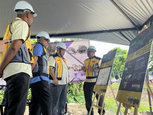 DATUK SERI ALEXANDER NANTA LINGGI