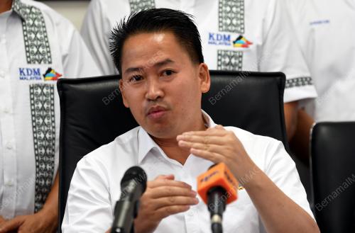 PIALA BORNEO KDM MALAYSIA