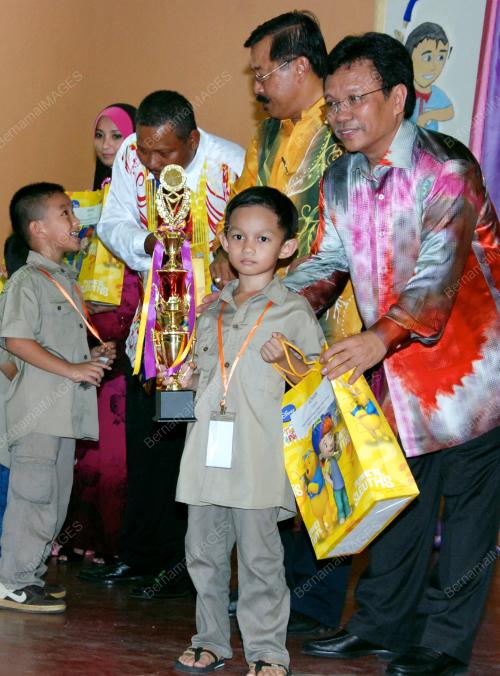 SB01_07102012_SHAFIE_KEMAS