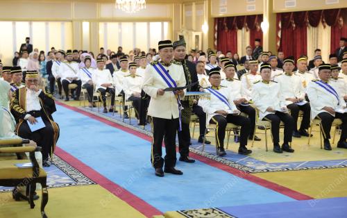 DATUK SERI HAJIJI NOOR
