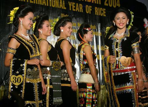 UNDUK NGADAU