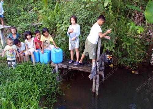 KAMPUNG MARABAU