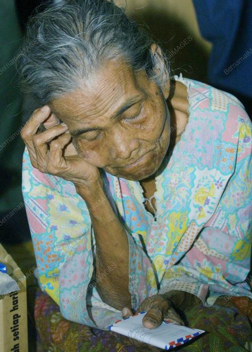 WARGA EMAS