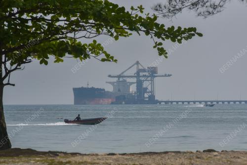JEREBU LABUAN