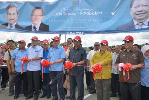 SB01_08052015_RASMI_JALAN
