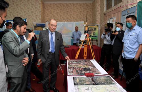 DATUK SERI HAJIJI NOOR