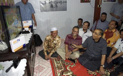 SB01_09082015_DT_SALLEH
