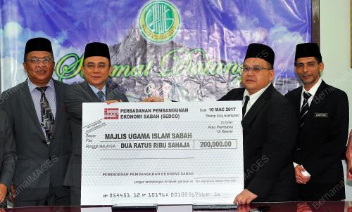 SB01_10032017_ZAKAT