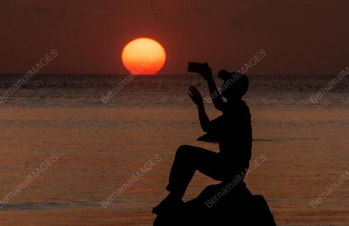 MATAHARI SENJA