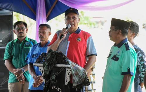 TAN SRI ANNUAR MUSA