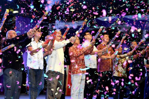 SB01_10122018_KRISMAS_KELUARGA