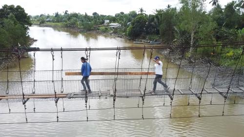 JAMBATAN GANTUNG