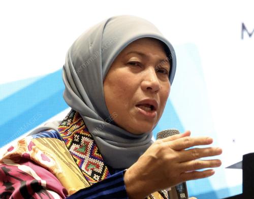 DATIN SERI NANCY SHUKRI