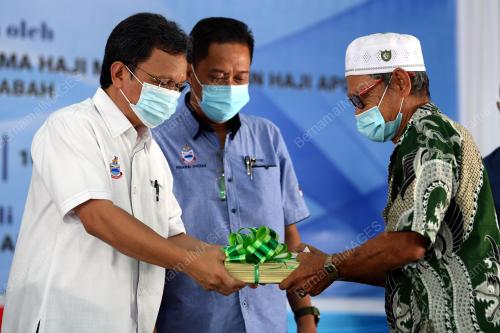 DATUK SERI MOHD SHAFIE APDAL