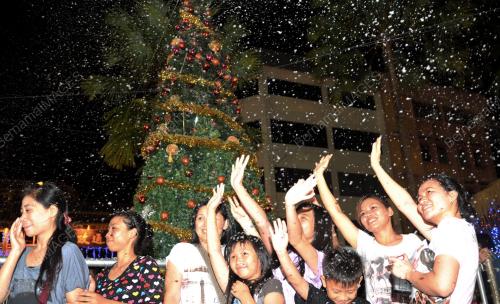 SB01_11122012_KRISTMAS_GAYA