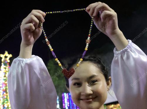KALUNG "LOVE IN ACTION"
