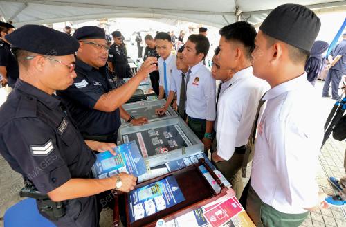 SB01_12072019_SAHABAT_POLIS