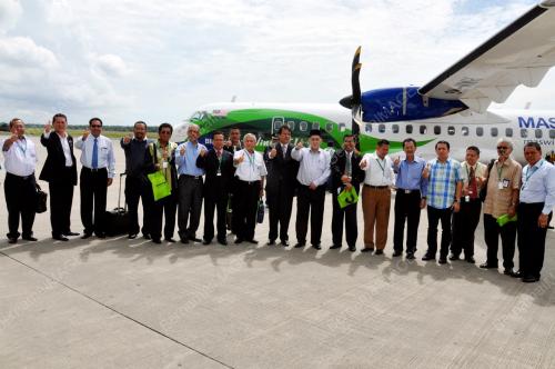 SB01_13022012_MASwing