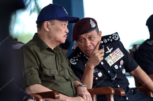 DATUK SERI HAJIJI NOOR