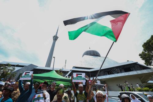 PERHIMPUNAN AMAN