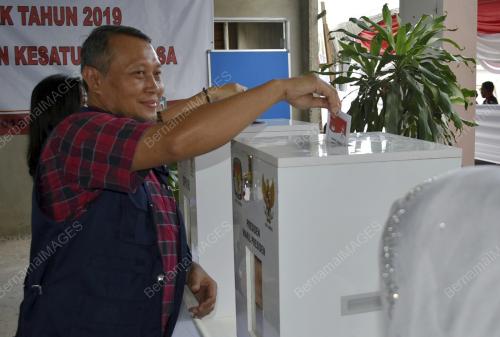 SB01_14042019_UNDI