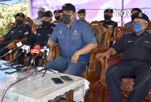 DATUK NIZAM ABU BAKAR TITINGAN