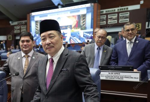 DATUK SERI HAJIJI NOOR