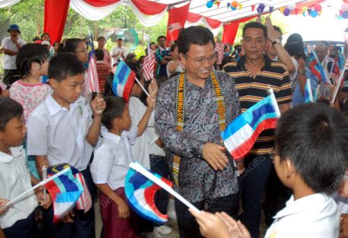 MOHD. SHAFIE APDAL