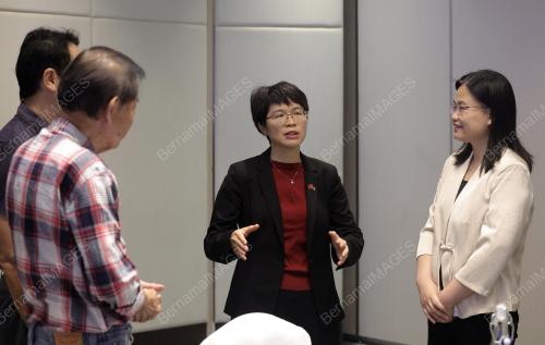 DR HUANG SHIFANG